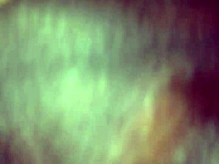 En usko että Deecky panee Rhemian märkää pillua niin lujaa että iso perseni tärisee villisti