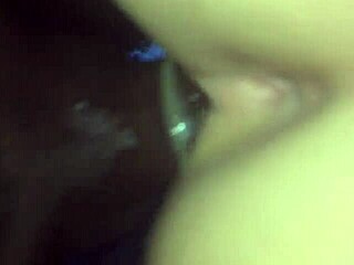 En usko että Deecky panee Rhemian märkää pillua niin lujaa että iso perseni tärisee villisti