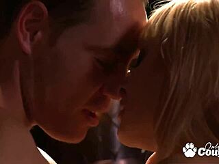 Lea Lexis taivuttaa jousta stringeissä ajellun milf pillun näyttäen syväkurkkuun laukeamiselle