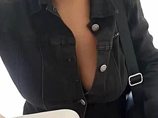 Freundin fickt für Kohle statt Job verspricht Geld nach Hause