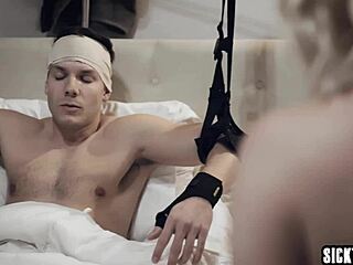 Чувак ръцете на мръсната ми стъпмайка са супер на големия ми кур