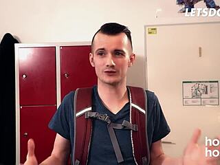 Джесика Портман, защо пускаш куколда да гледа как чужд голям кур те разбива?