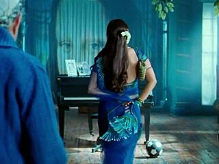 rani mukharji's saree flashes panty ass curves