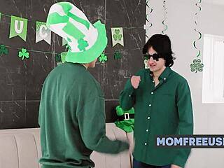 threesome with freeuse stepmom craving gossip and young cocks!!