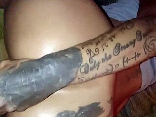 mmm this amateur ass looks so fuckable up close