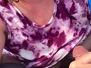 Me Vuelvo Loco con el Culo de Elza en Medias de Nylon, Adoración y Olfateo de Bragas en Lencería... Uf