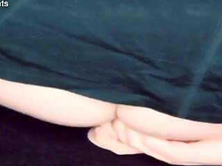 whoa this trans babe rides that dildo so deep 😍🔥 wanna see her squirt??