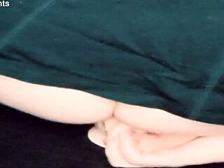 whoa this trans babe rides that dildo so deep 😍🔥 wanna see her squirt??