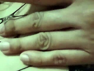 WOW, LATINA WIFE LICKS HER WET PUSSY SOLO IN CANCUN!