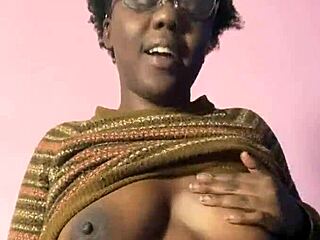 Horny Ebony Solo Girl Fingers Her Wet Craving Pussy