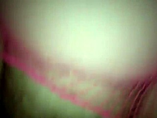 fat bbw amateur spreads in pink fishnets begging for deep creampie fill