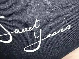 curious wife explores her big pussy solo