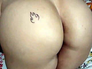 Jerking my soaked pussy till the mattress is drenched feels incredible