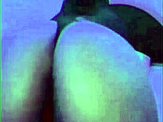 new gym latina mini shorts got me so hornyyy