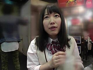 i love watching this japanese amateur babe stroke and suck to a hot facial finish