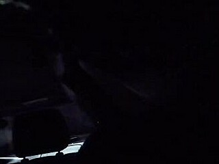 Angie steigt ins Auto für heimlichen Candid-Sex, fette BBW Hure nimmt Blowjob und Creampie