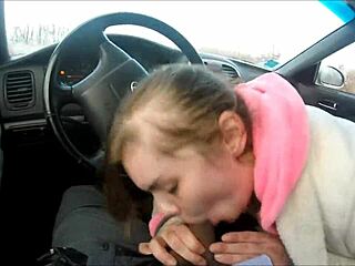 gringa 5 outdoor pounding gets her screaming for more!!!