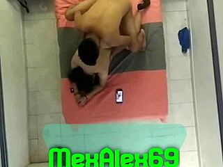 Teen 18+ formosa con culo grosso e tette cadenti implora fisting anale pestato