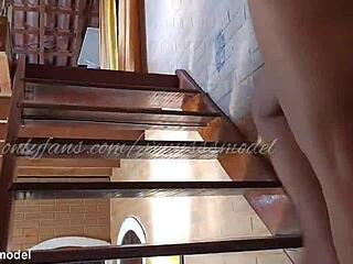 hey come see this ass i got for you right now