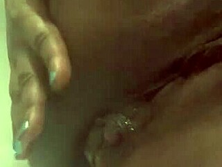 Hey, watch her shove that toy deep in her ass