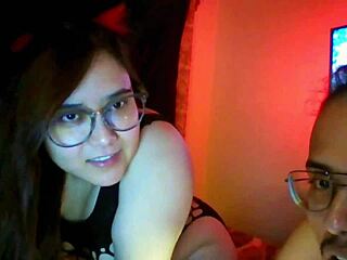 everyone watching me masturbate hard and cum live on cam 😍💦