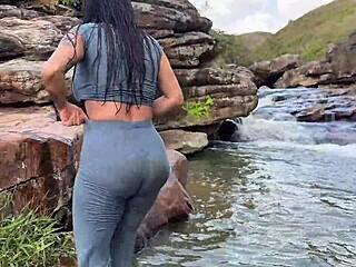 argentinian big ass asian pays stranger to fuck her pussy and lick cunni by the river