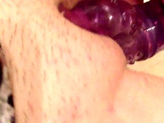 Little friend lends hand and pussy play 😏🔥