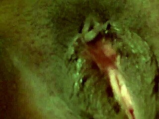 Juicy big clit buzzed by new vibrator toy