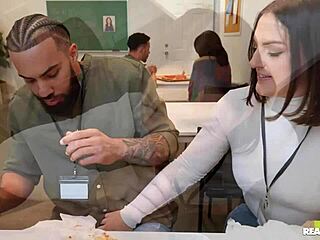 Reality Kings Entry-Level Brunette Fucks with Deepthroat Cumshot and Pussy Licking