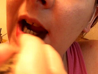 Super Italian Tongue Fetish Video Delivers Amazing Pleasure Close-Up