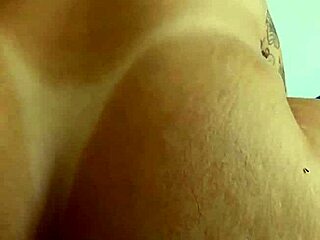 Exhibitionist Flashes Big Ass Before Dildo Fucks Her Tight Anal Hole