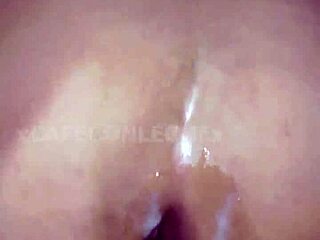 mi jefa me muestra su culo para anal y lleno su panocha de semen