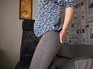 naughty fat milf colleague teases tight cameltoe pussy lips in jeans