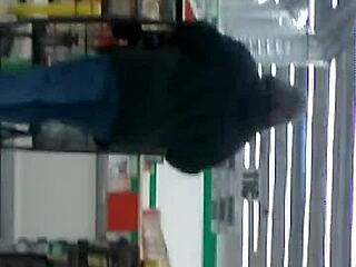 candid teen ass shakes in hidden camera shots