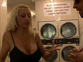 i'm reagan anthony milf, my asshole needs fingering now dammit