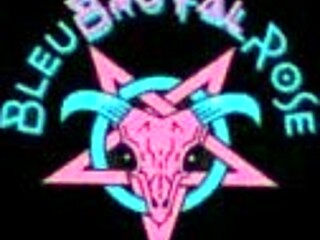 Bleuberry's huge ass twerks for bbc squirting!