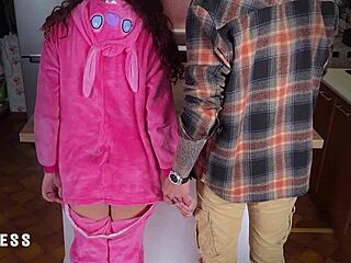 daddy!! what r u doing to innocent lil stepdaughter's tight wet pussy in the kitchen 😩💦