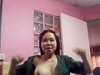 homemade asian fuck doll shakes her ass dancing before hardcore pounding