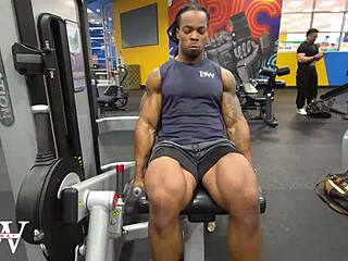 dreads bodybuilder fullbody workout routine muscular tattoo fitness