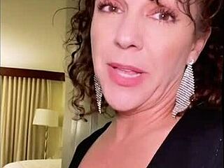 Hotel mature mommy rips clothes for wet bbc pussy tease