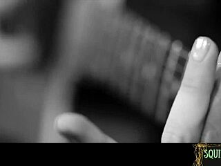 Milf's fingers plunge deep into eager teen's wet lesbian pussy