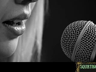 Milf's fingers plunge deep into eager teen's wet lesbian pussy