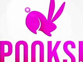 Bože túžim po čurku drobná 18+ Raquel si hračka mokrú chlpatú piču