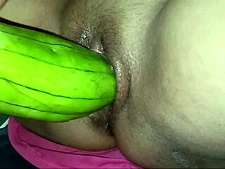 Homeowner bangs busty thief accomplice for cash 😈🔥