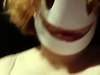 Horny webcam wife spreads wet pussy solo for homemade thrills