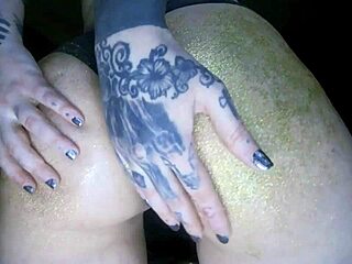 big curvy butt oiled massage with colorful glitters