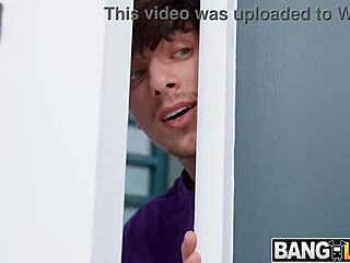 i tell my friend i fucked stepmom carmen caliente like ethan seeks