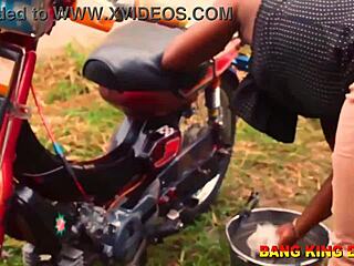 👑 african wife queen rides ex boyfriends big black cock creampie fun ghetto outdoor