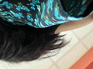 upskirt shots of hot venezolana flashing skirt in public tease