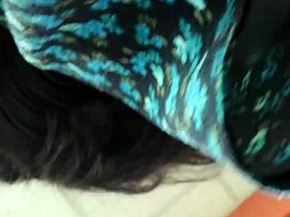 upskirt shots of hot venezolana flashing skirt in public tease